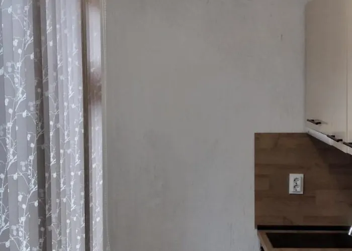 къща росена - за гости 3* Devin