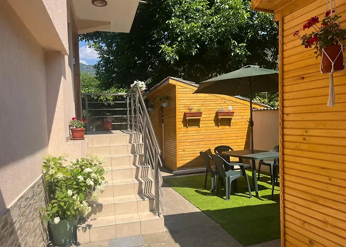 къща росена - за гости Pensionat Devin